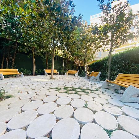 1Bd Ap In La Mer Complex Private Beach And Pool Golden Sands Bagian luar foto
