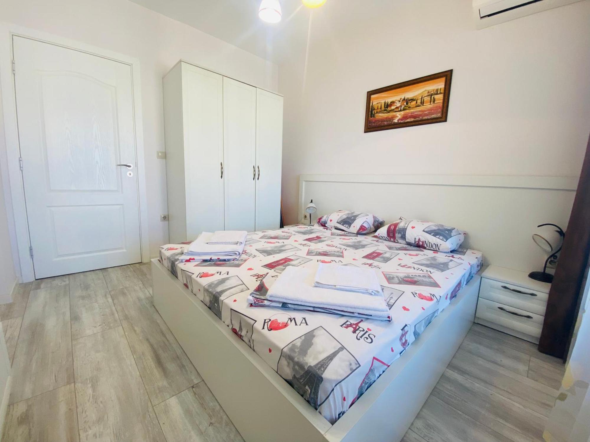 1Bd Ap In La Mer Complex Private Beach And Pool Golden Sands Bagian luar foto