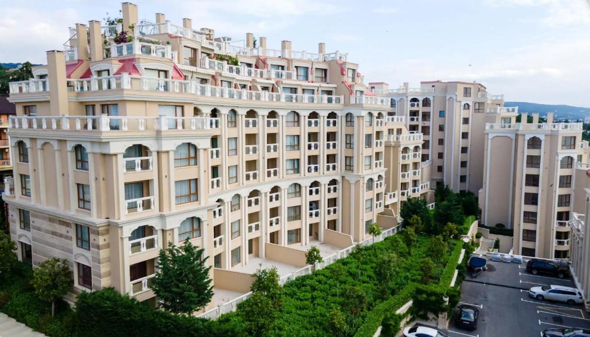 1Bd Ap In La Mer Complex Private Beach And Pool Golden Sands Bagian luar foto